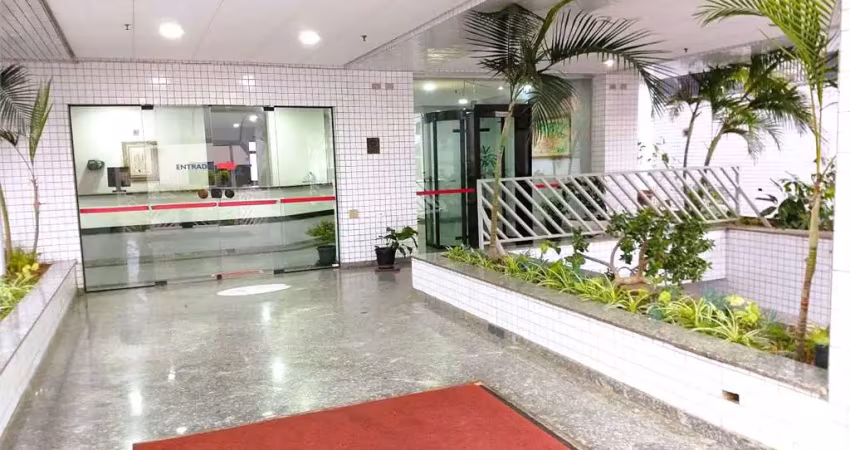 Sala comercial . copa . 02 banheiros . 01 vaga . 60 mts