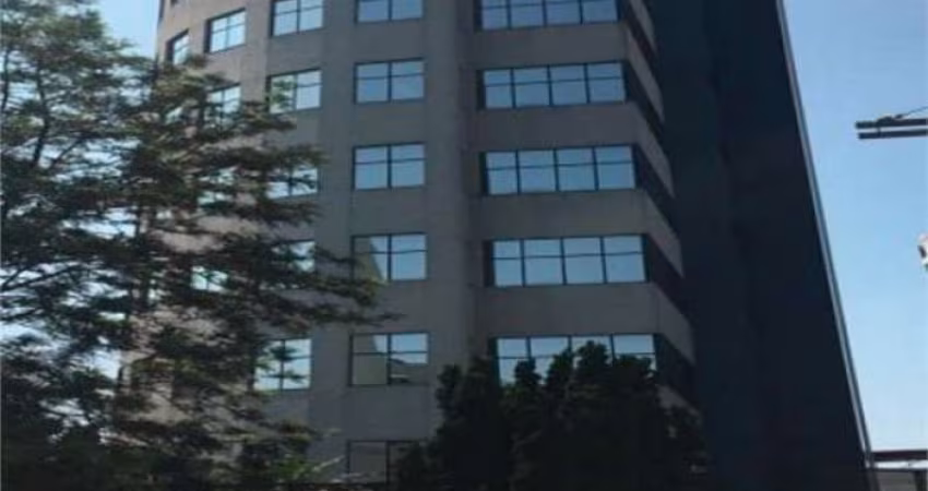 SALA COMERCIAL DE 128m² COM DIREITO A 2 VAGAS DE GARAGEM EM SANTO AMATO