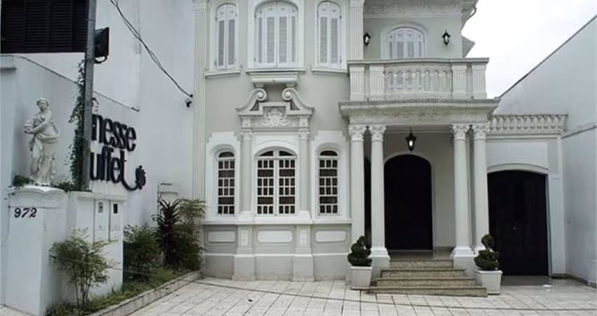 Magnífico casarão da primeira metade do século 20.