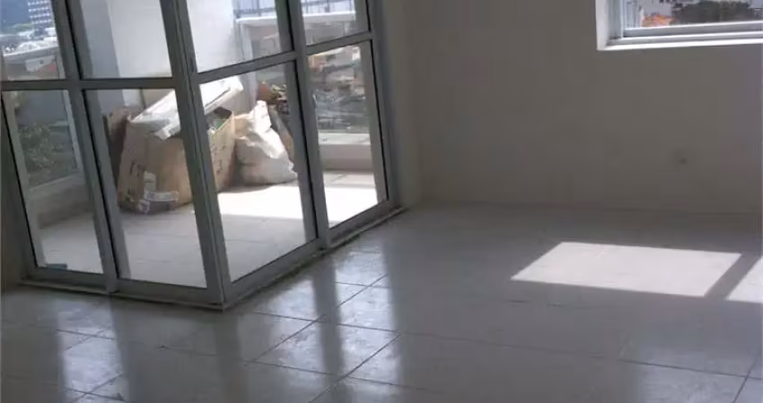 Sala comercial a um passo da faria lima em pinheiros. 2 vagas de garagem. edifício novo.