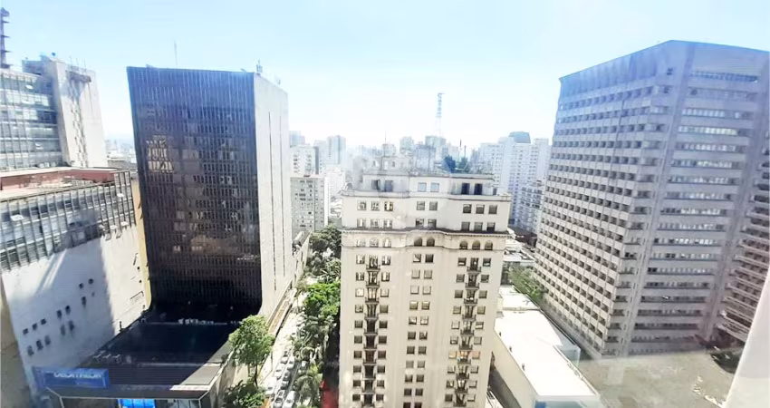 Conjunto comercial à venda 03 salas com 01 garagem  na  Av. Paulista - Edifício Winston Churchill