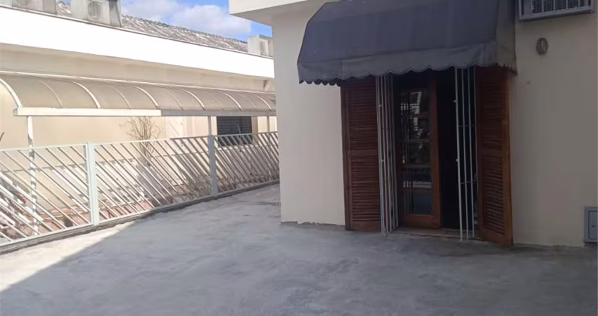 Casa 400 m²rua tranquila na região da Lapa