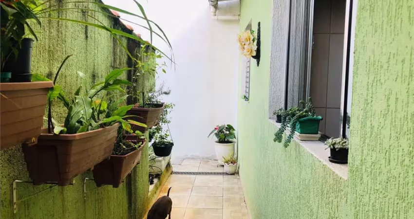 Casa com 2 quartos à venda na Rua Bergamota, --, Alto da Lapa, São Paulo