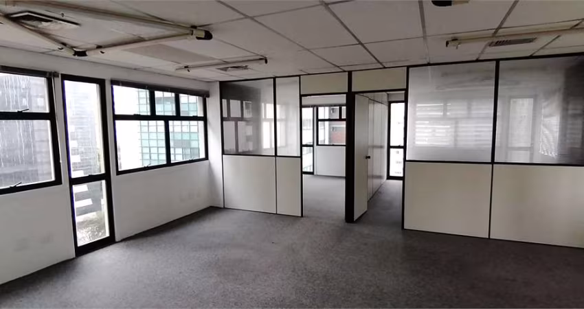SALA COMERCIAL 85m2 PARA ALUGAR NA REGIÃO DA PAULISTA
