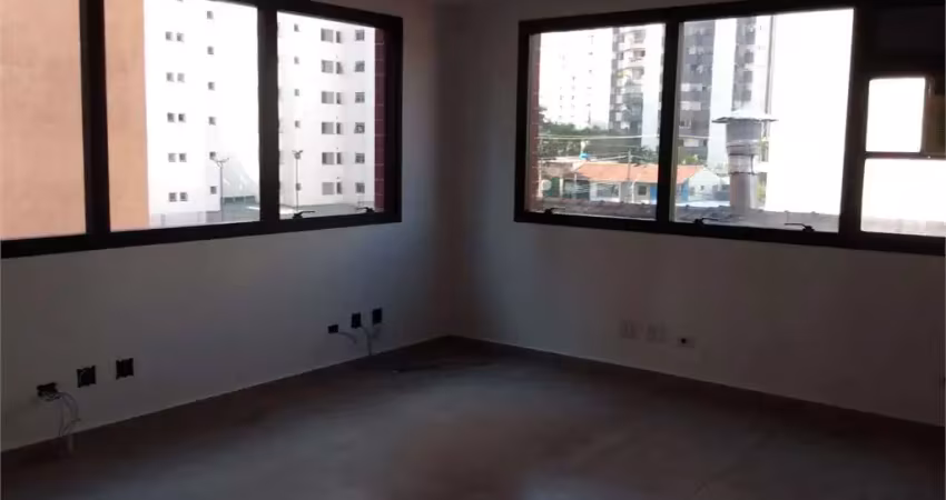 Excelente sala para locação, em um conjunto comercial, bem localizado na região de moema,