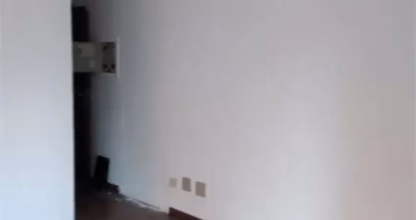 Excelente sala para locação, em um conjunto comercial, bem localizado na região de moema,