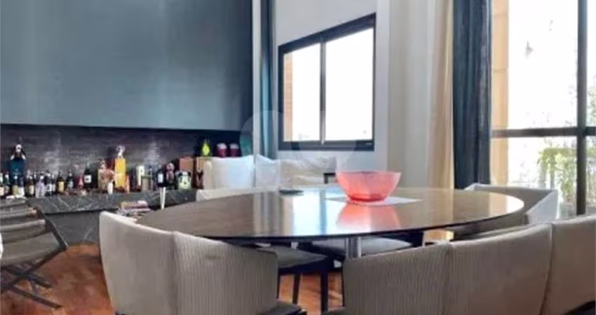 Cobertura com 2 Quartos á venda, 178m², 02 vagas - Jardim Paulista