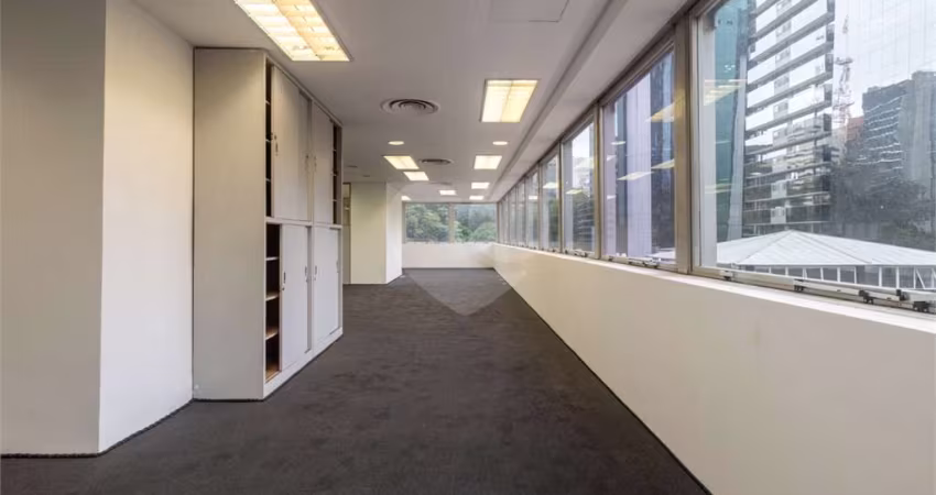 Comercial-São Paulo-JARDIM AMÉRICA | Ref.: REO987578
