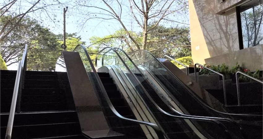 Espaço comercial na  melhor localização de São Paulo - Avenida Engenheiro Luís Carlos Berrini