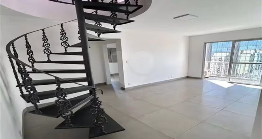 Cobertura 2 quartos e 3 varandas em Pinheiros!