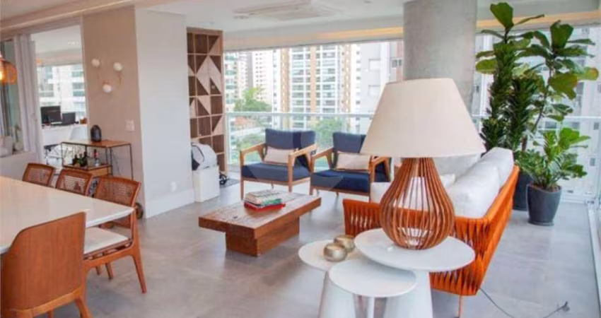 Apartamento-São Paulo-CAMPO BELO | Ref.: REO216550