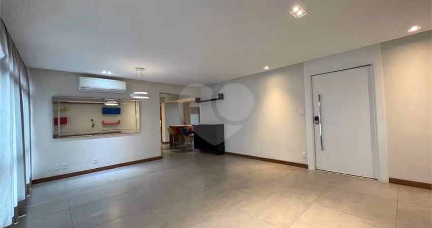 Apartamento venda Jardim América, 3 Dormitórios, suíte, 2 salas, 2 vagas, Próximo ao metro.