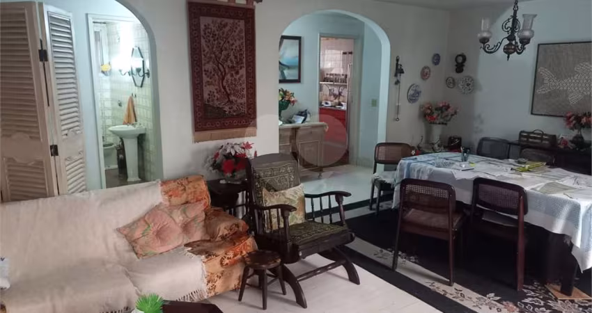 APARTAMENTO 127M2, 03 QUARTOS SENDO 01 SUITE, 01 VAGA - AO LADO DO PQ DO POVO