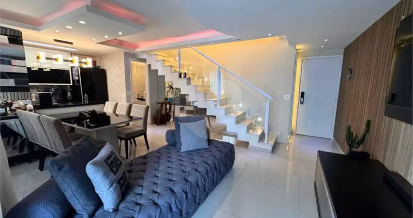 Duplex no alto de pinheiros para venda com 2 suítes, 2 vagas!