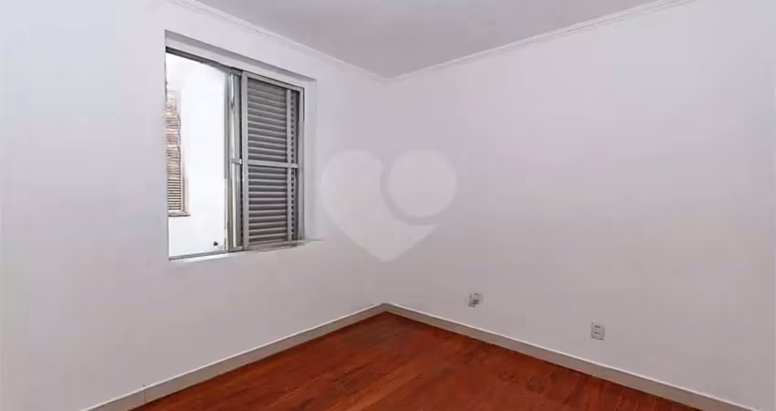 Casa com 2 quartos à venda na Rua Aurélia, --, Vila Romana, São Paulo