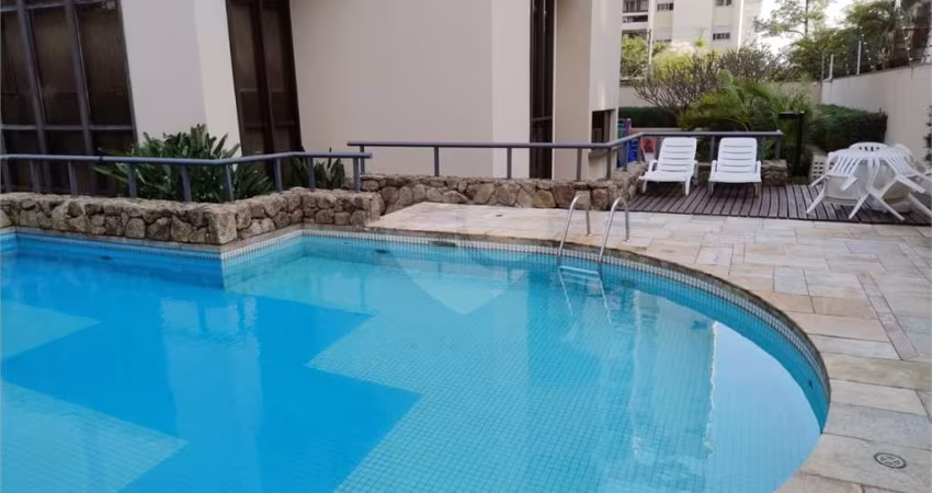 Lindo Apartamento, único no andar. com 488 m². com toda estrutura de lazer.