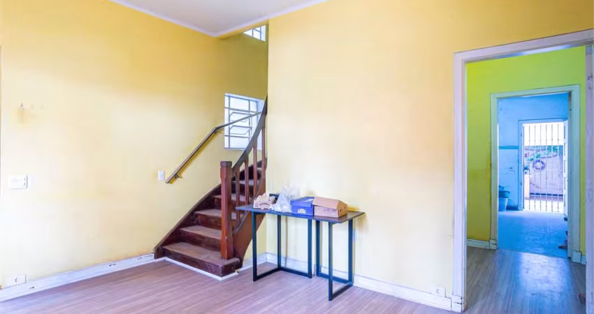 Casa - Perdizes - 2 Dormitórios - 160m².