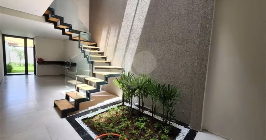 Sobrado novo com 3 suítes á venda, 150aum² - 2 vagas - saúde