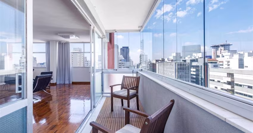 Próx. Mackenzie e Shopping Higienópolis, 247 m², 4 dorm. ( 1 suíte), 2 vagas, sala com terraço