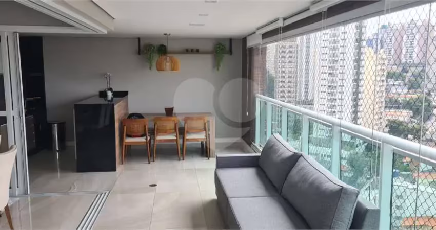 Apartamento todo reformado com 156 m2 na chácara klabin, 3 suites, 3 vagas