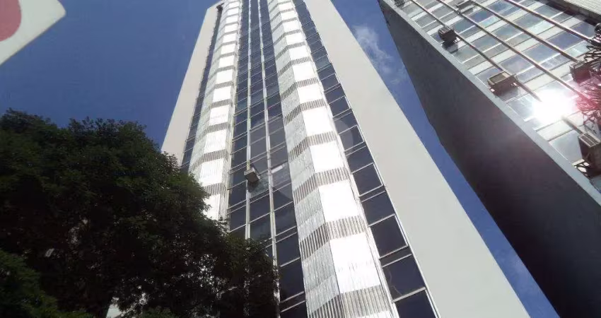 Seu endereço comercial ente av. rebouças e metrô faria lima. próximo passarela shopping eldorado !