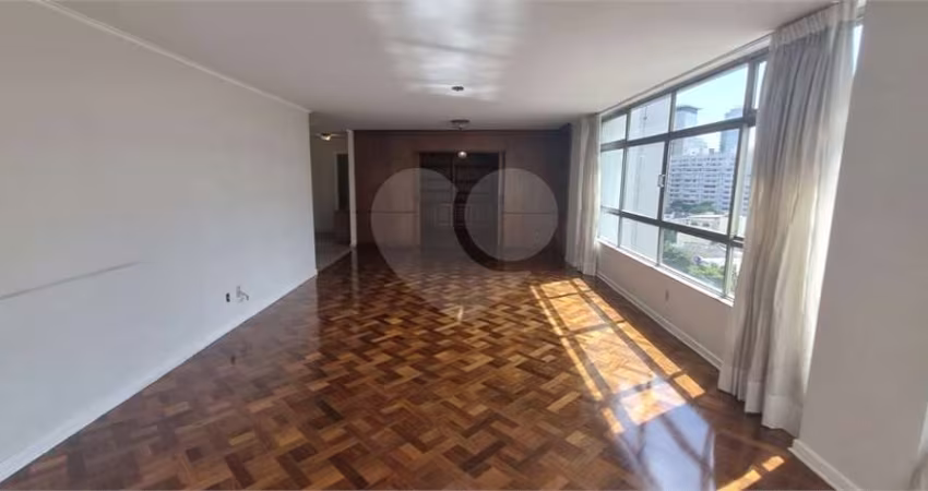 Apartamento na Bela vista - São Paulo SP - 4 dorm (1 suite), 2 vagas, 190 m2, a 650 m metro Trianon, vista panorâmica.