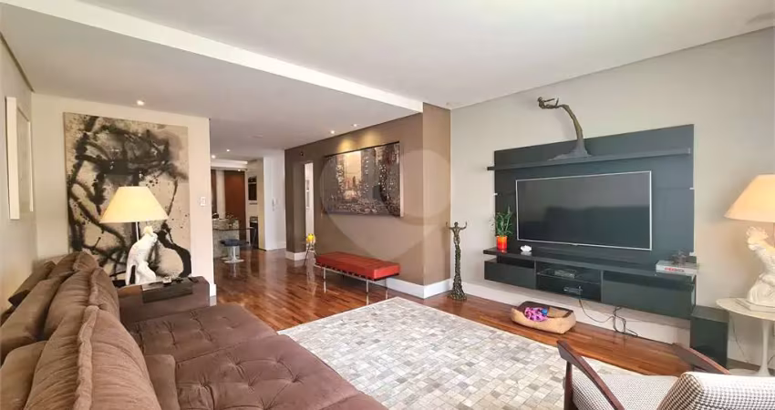 Apartamento penthouse com jacuzzi em andar alto com 114m², 2 suítes, ilha gourmet na bela vista.