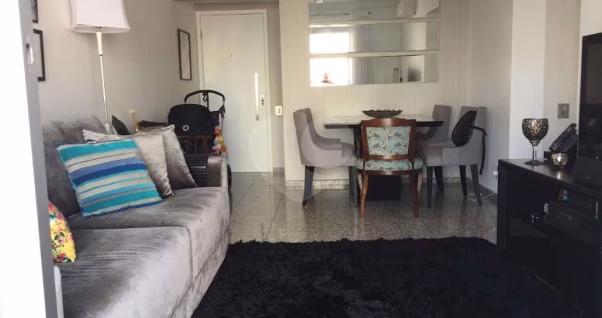 3 dormitórios, varanda, lazer.