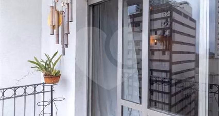 Apartamento de 87m2 2 quartos, varanda  e 1 vaga em Pinheiros