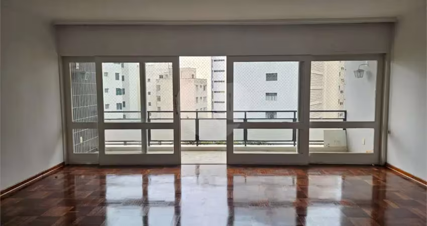 Apartamento com varanda e 3 dormitórios em higienopolis