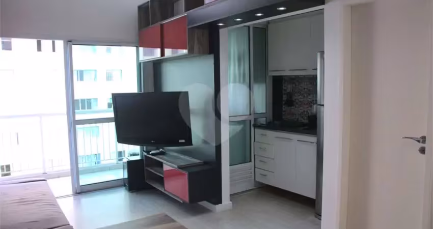 Duplex a venda de 01 quarto, 01 vaga e 47 m² na Vila Nova Conceição