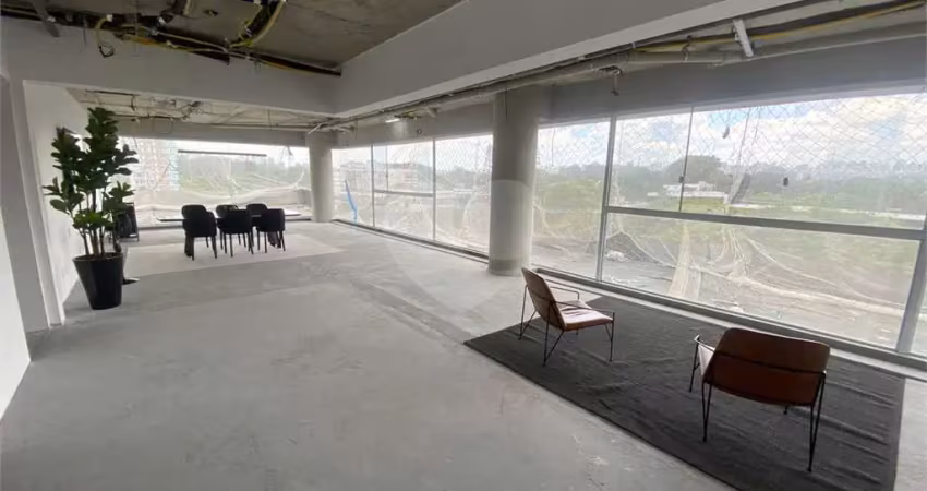 Apartamento a venda em moema pássaros, com vista para o ibirapuera, 240 m2, 3 suítes e 4 vagas