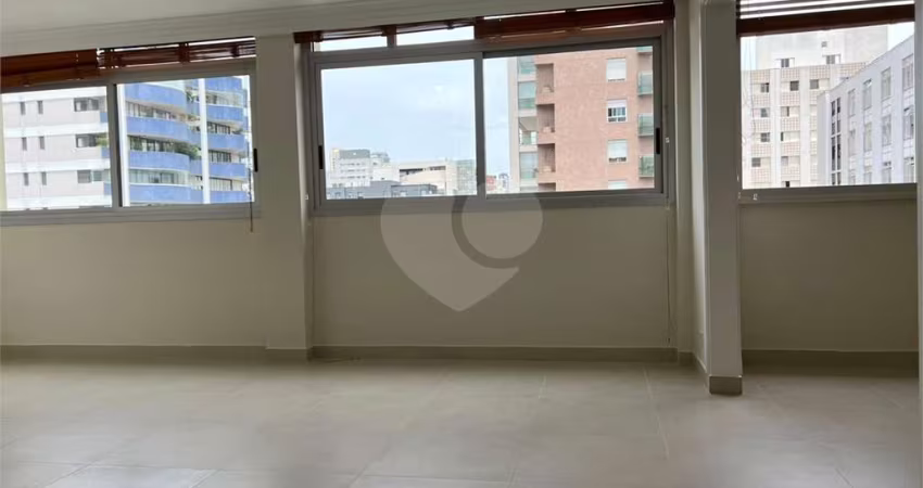 Apartamento reformado  no Jardim Paulista