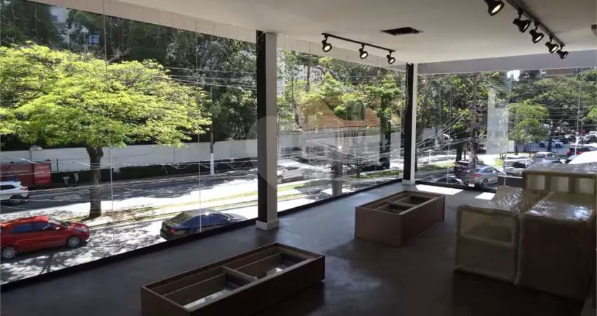 Ibirapuera | Prédio Comercial Reformado | 335m² | Avenida República do Líbano