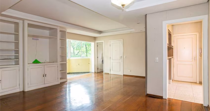 Apartamento à venda em Moema. Excelente localização!