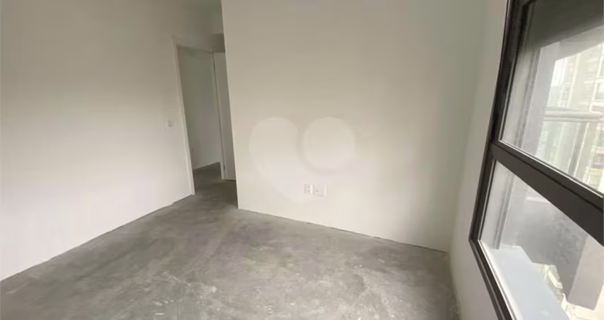 Apartamento a venda no Brooklin com 3 quartos (1 suíte) e 2 vagas