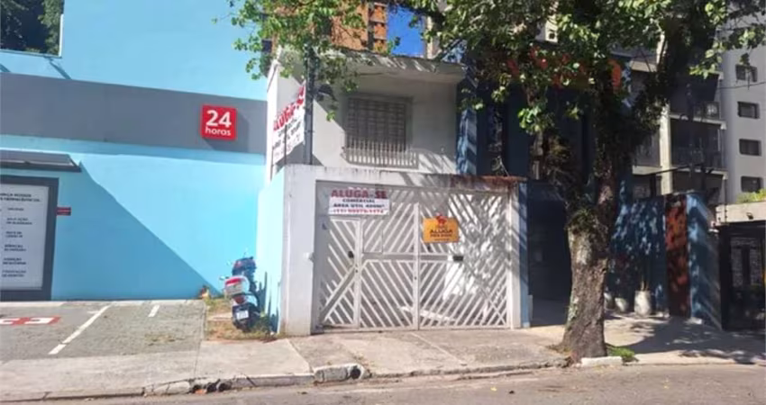 Imóvel comercial com 400m² em Moema ideal para Logística e Armazenamento. Único na Região!!
