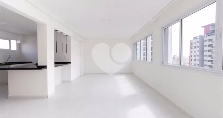 Apartamento à Venda nos Jardins com 2 Dormitórios e 2 Vagas