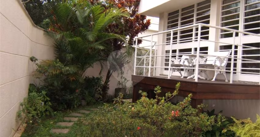 Casa à venda no Jardim Luzitânia com 4 dormitórios e 3 vagas