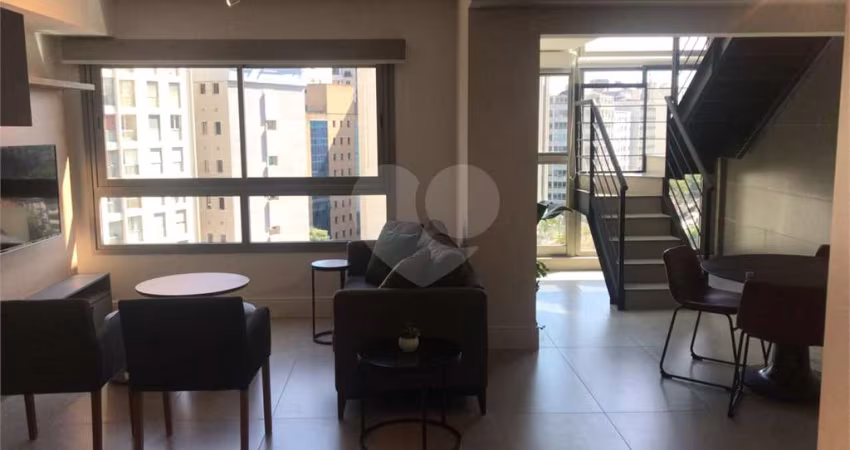 Linda Cobertura Duplex para locação no Jardim Paulista com 87,45 m² decorada!
