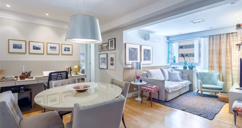 Apartamento à Venda em Moema - 67m², 2 Quartos, 1 Suíte, Varanda Gourmet e Lazer Completo