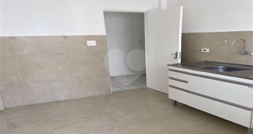 Excelente Apartamento com 80m² em exelente localização no Itaim Bibi na Rua Tabapuã.