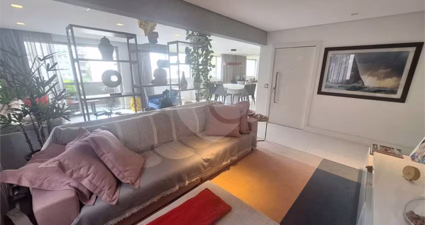 Apartamento para locação em Moema, 170 m², 2 vagas