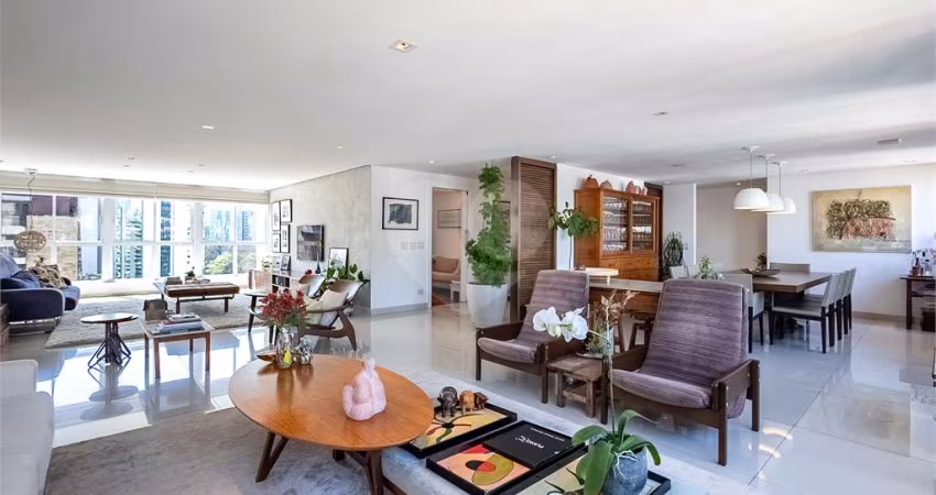 Lindo apartamento amplo e reformado alto padrão nos Jardins