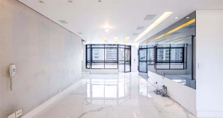 Apartamento reformado a venda no Paraiso