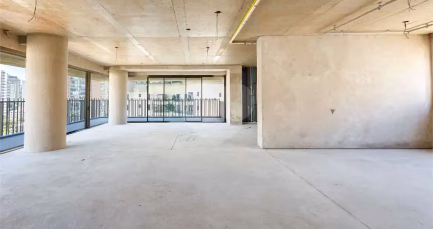 Moema pássaros/ vila uberabinha- 4 suites, 4 vagas com lazer- novo ,andar alto