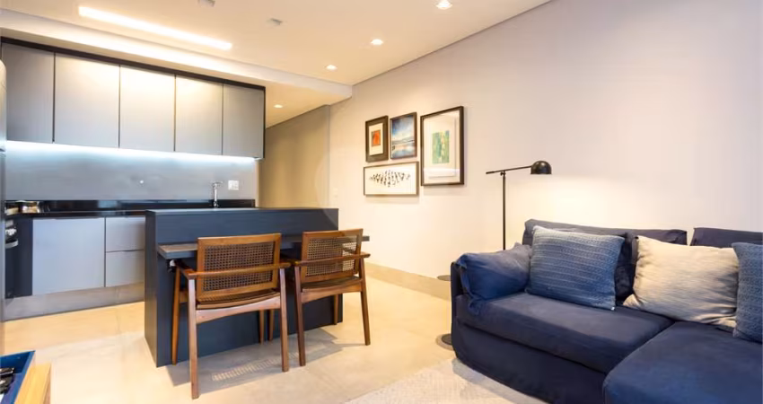 Apartamento totalmente decorado em prédio disputado na Vila Nova conceição