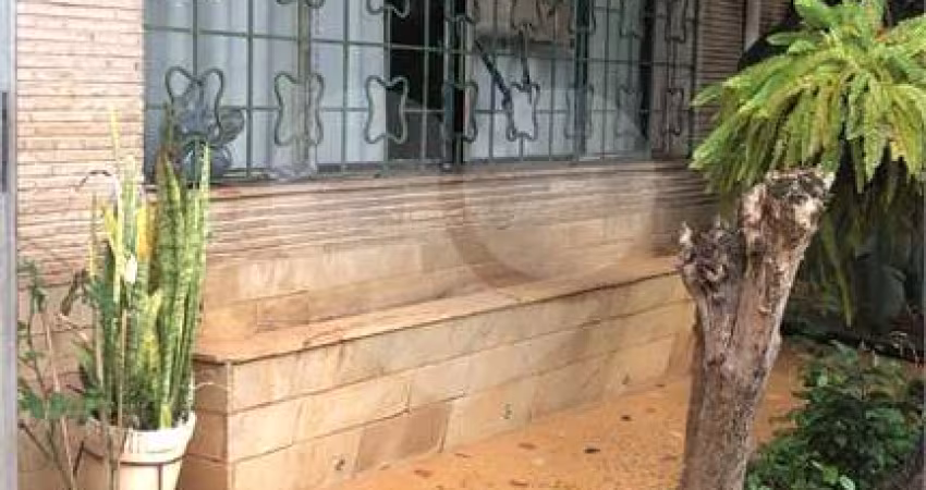 Sobrado à venda na Vila Mariana.