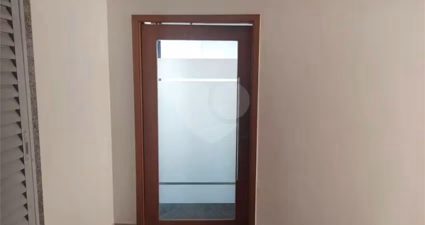 Sala comercial para alugar na Rua Santo Antônio, --, Bela Vista, São Paulo