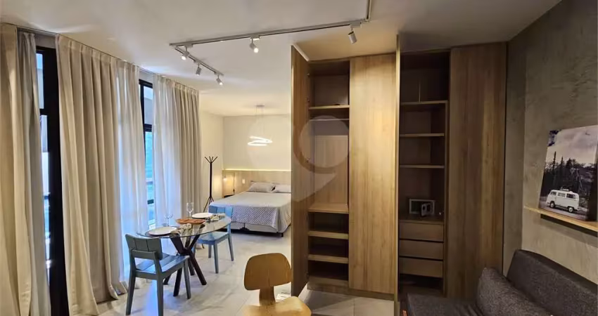 Apartamento com 1 quarto à venda na Rua Amauri, --, Jardim Europa, São Paulo